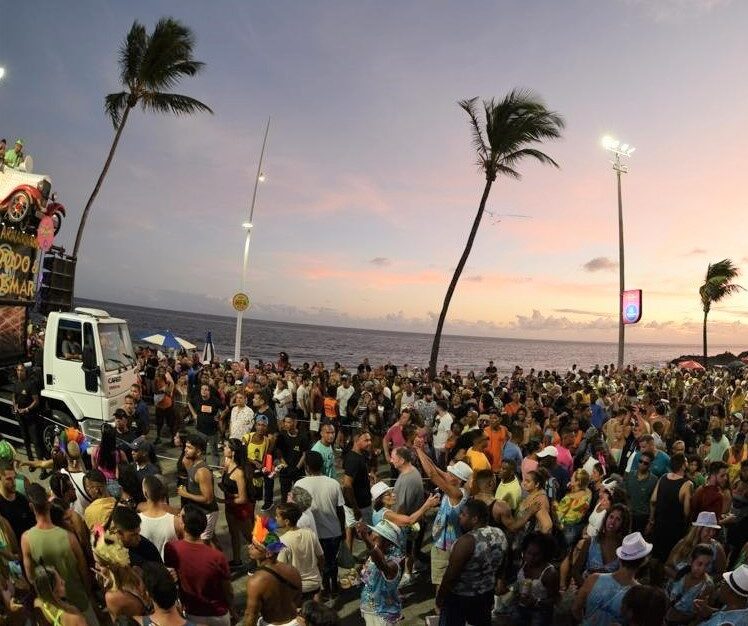 Carnaval de Rua deve movimentar 1 bi na economia do Rio - Orla Rio